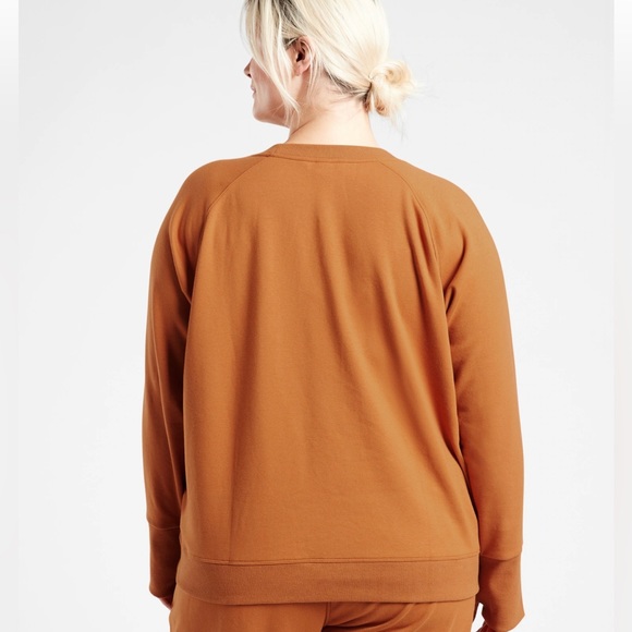 NWT Athleta Triumph Crewneck Sweatshirt 1X - Picture 1 of 6